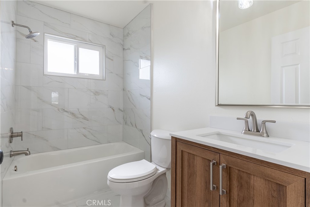 1911 Reedy Avenue Highland, CA 92346 - Photo 5 of 23