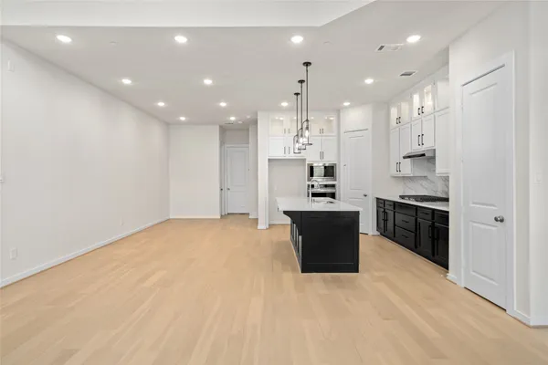 $364,990 | 2638 Woodforest Parkway North, Montgomery, TX 77316