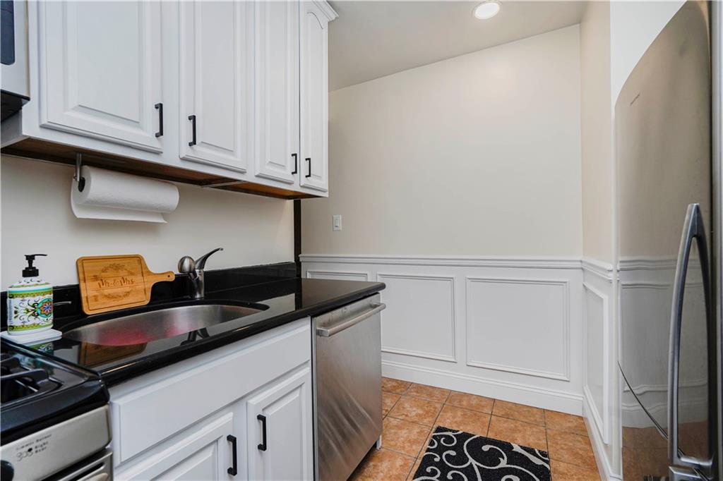 9411 Shore Road, Unit 1M Brooklyn, NY 11209 - Photo 11 of 23 Gallery Image 11