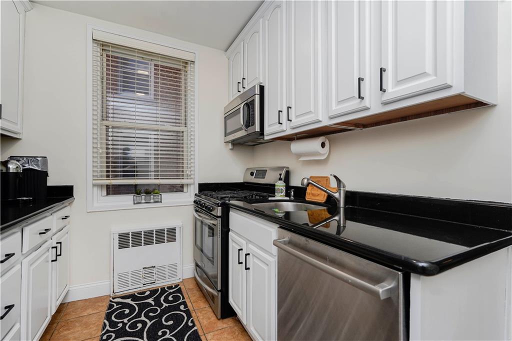 9411 Shore Road, Unit 1M Brooklyn, NY 11209 - Photo 13 of 23 Gallery Image 13