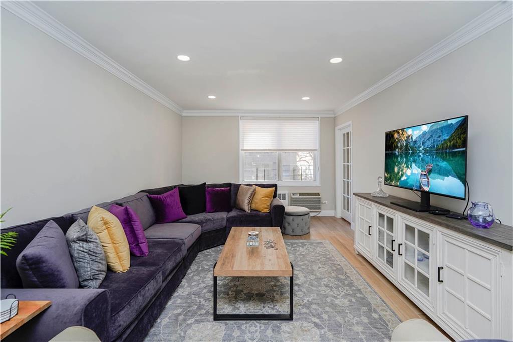 9411 Shore Road, Unit 1M Brooklyn, NY 11209 - Photo 6 of 23 Gallery Image 6