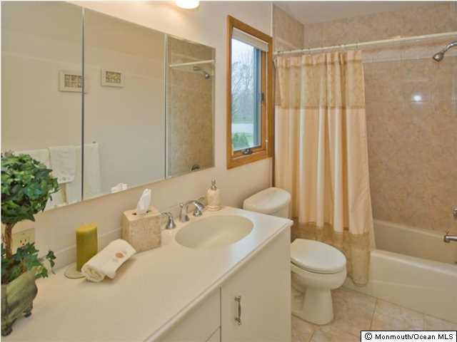 23 Quebec Road Marlboro, NJ 07746 - Photo 17 of 25 Additional Photo