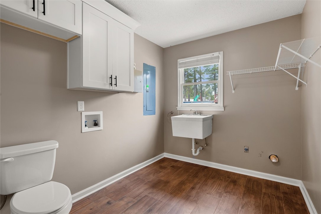 607 Centerville Road Anderson, SC 29625 - Photo 21 of 50 Laundry room and 1/2 bath