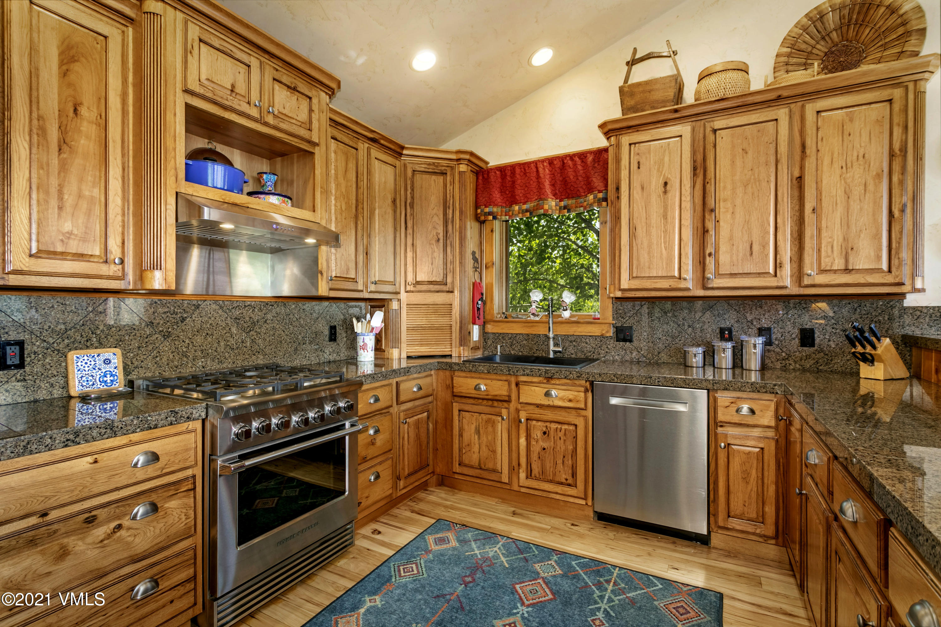 2649 Bear Trap Road, Unit A Avon, CO 81620 - Photo 12 of 40 2649 Bear Trap-012