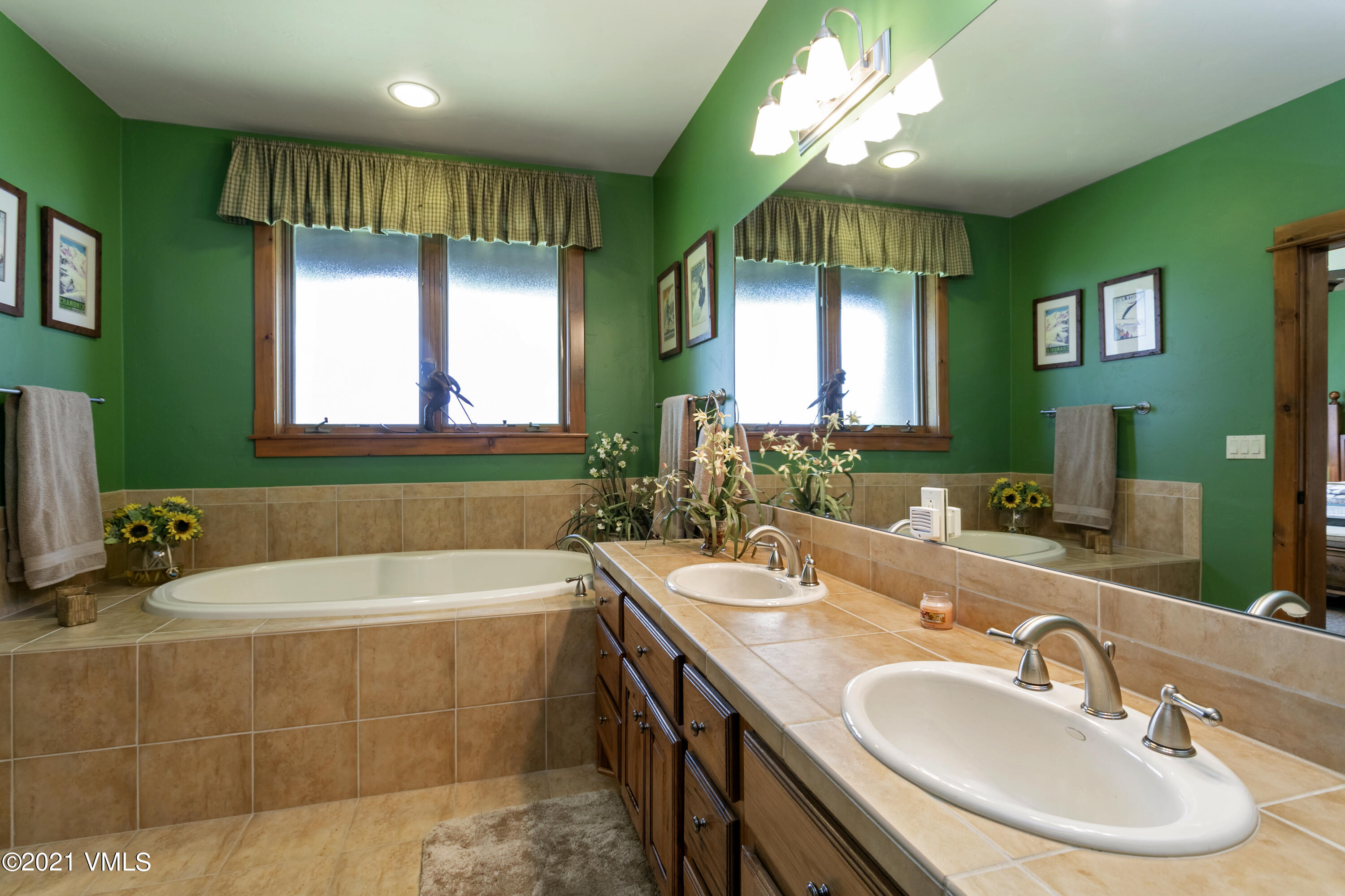 2649 Bear Trap Road, Unit A Avon, CO 81620 - Photo 27 of 40 2649 Bear Trap-036