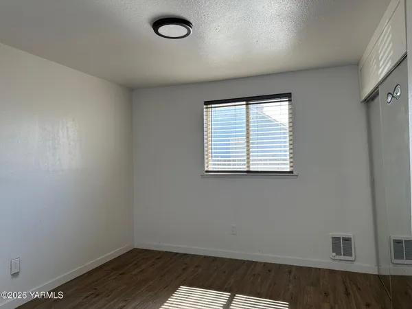 $289,000 | 204 North Spokane Street, Moxee, WA 98936