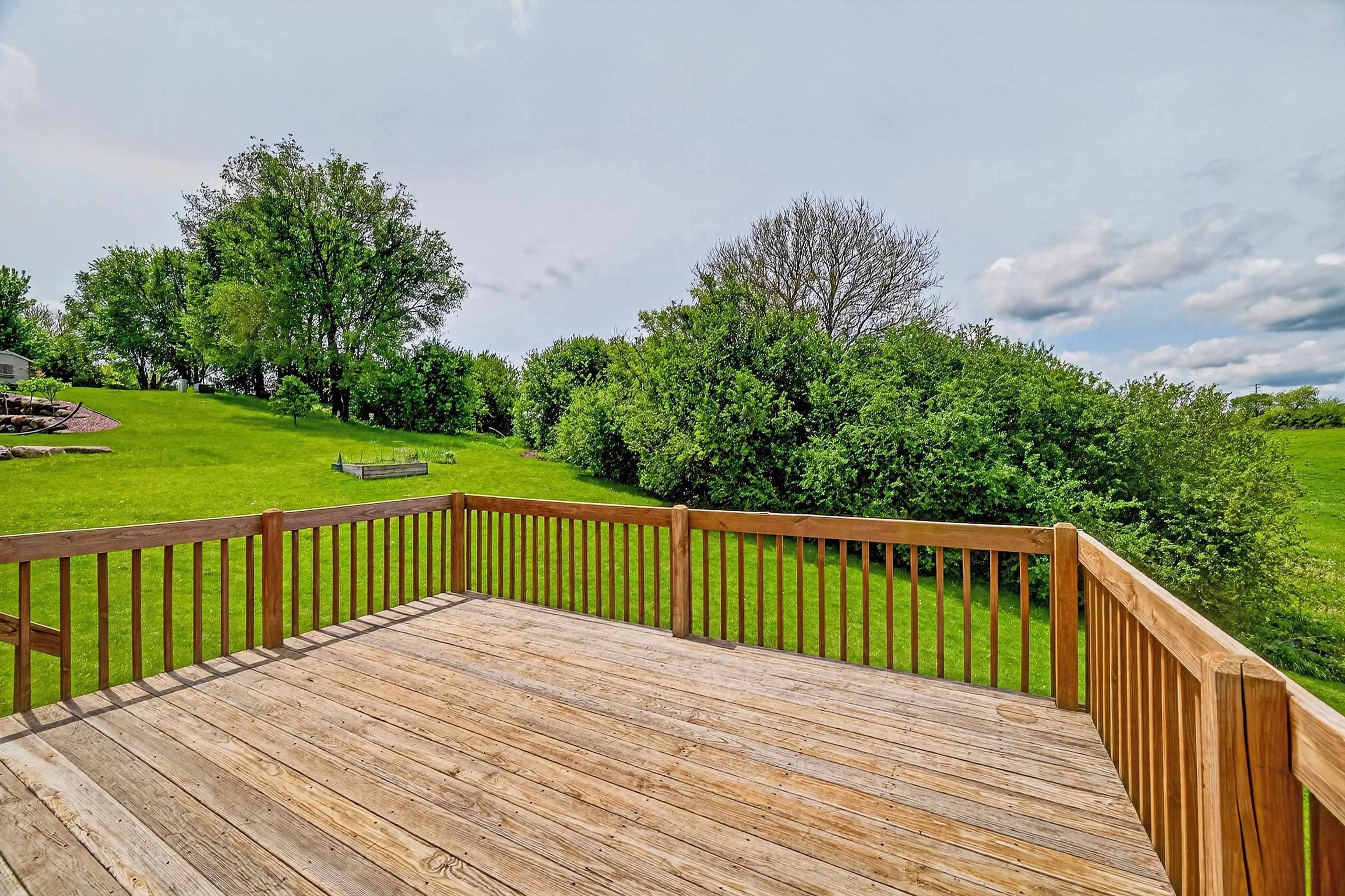 705 Stonefield Way Mount Horeb, WI 53572 - Photo 7 of 44