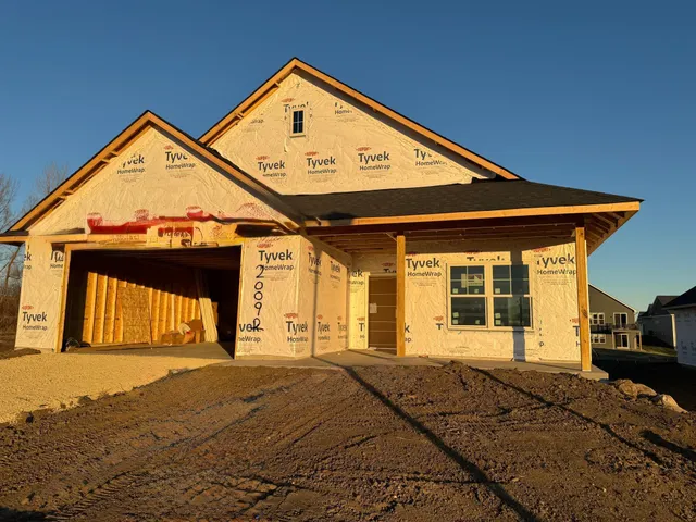 $598,900 | 20092 Globe Drive, Lakeville, MN 55044