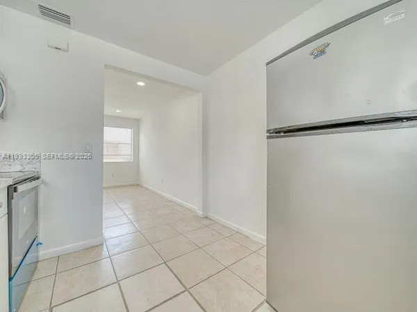 $2,400 | 1887 Northwest 48th Street, Unit 1887, Miami, FL 33142