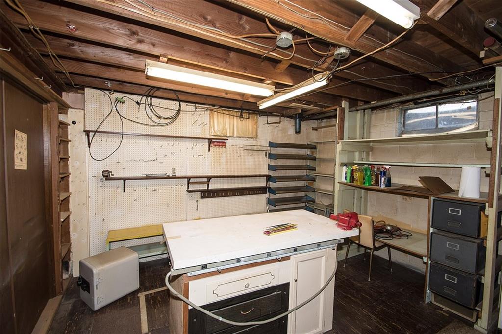 2508 Depauw Road Indianapolis, IN 46227 - Photo 29 of 39 Gallery Image 29