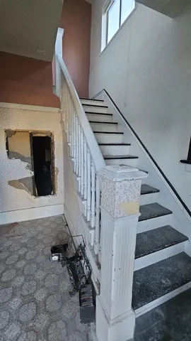 $219,000 | 2524 West Dean Avenue, Spokane, WA 99201