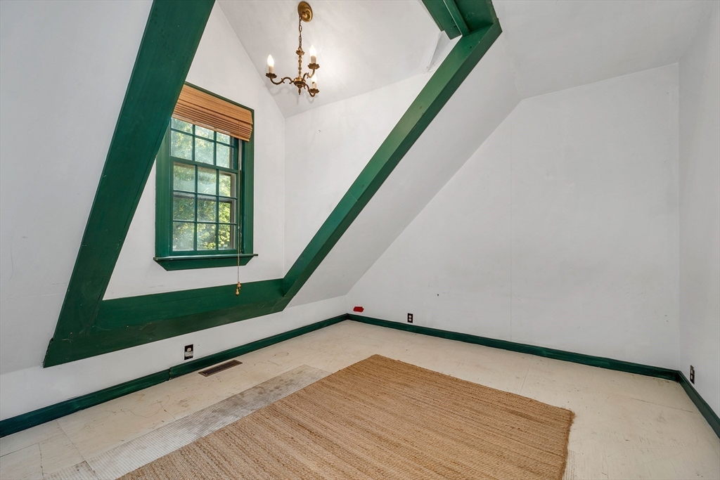 8 Ferry Road Salisbury, MA 01952 - Photo 38 of 42 a view of an entryway with a window