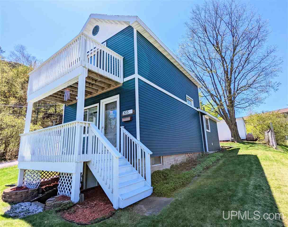 305 Hazel Street Ishpeming, MI 49849 - Photo 4 of 32 Gallery Image 4