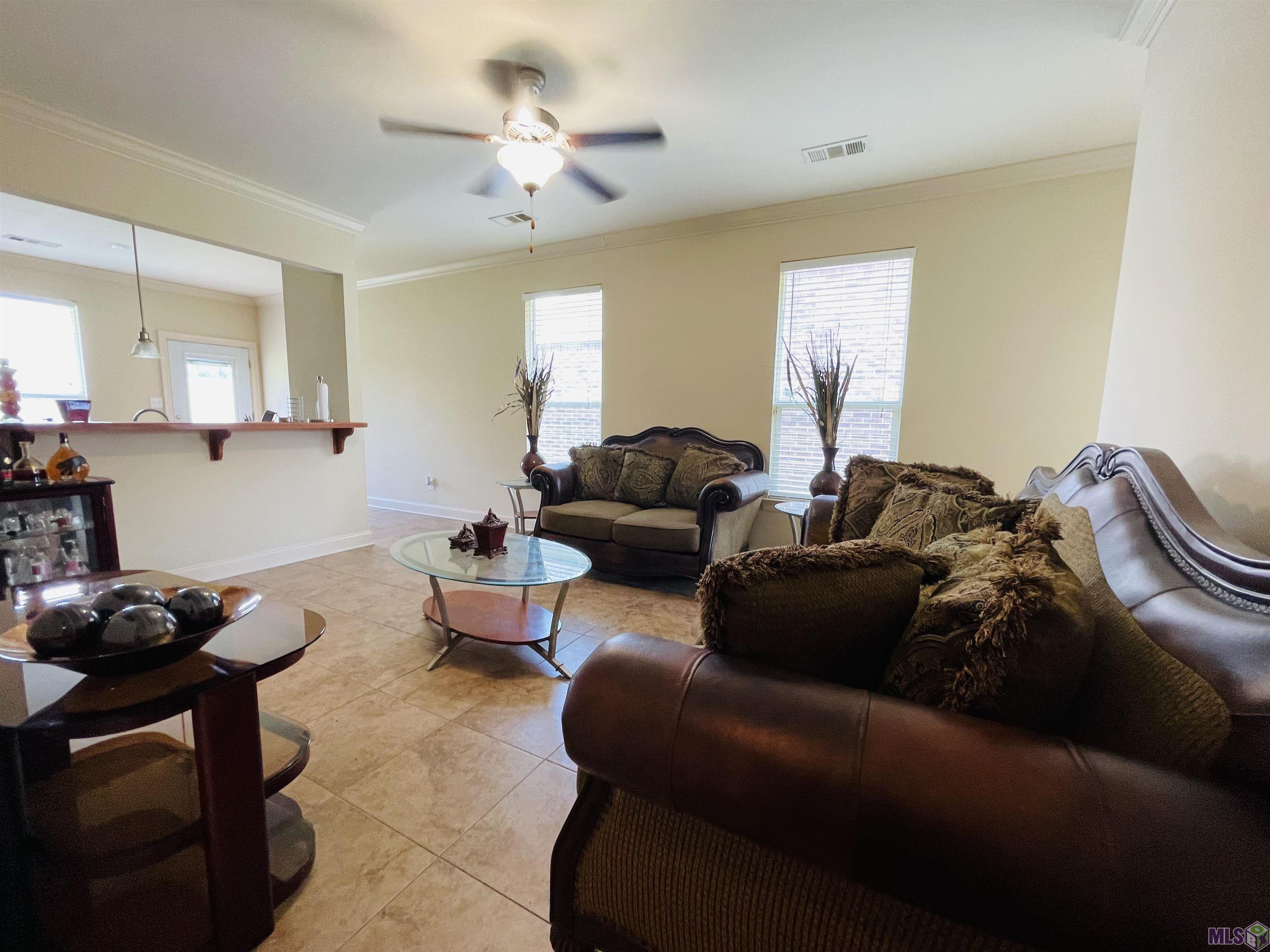 14053 Stone Gate Drive Baton Rouge, LA 70816 - Photo 10 of 60 Gallery Image 10