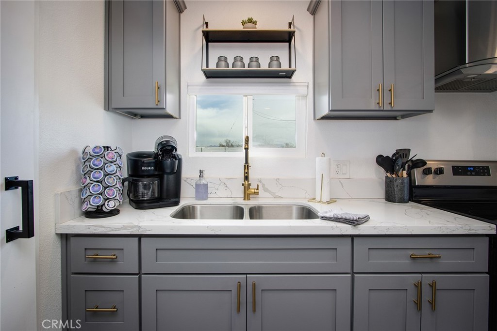 877 Phillips Road Landers, CA 92285 - Photo 13 of 23