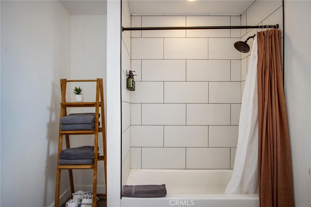 877 Phillips Road Landers, CA 92285 - Photo 17 of 23