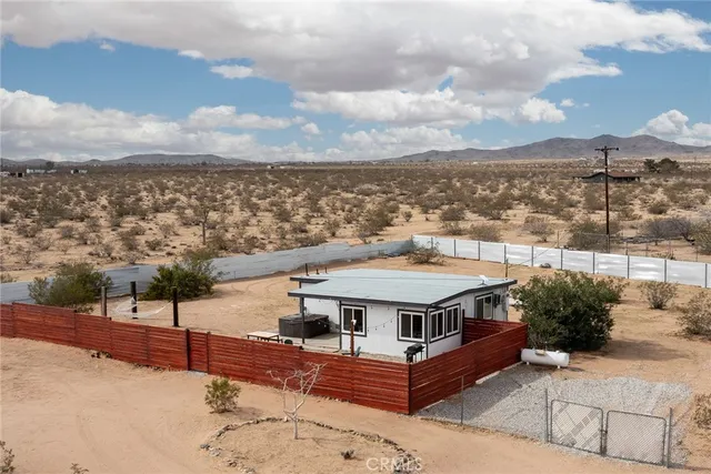 $299,000 | 877 Phillips Road, Landers, CA 92285
