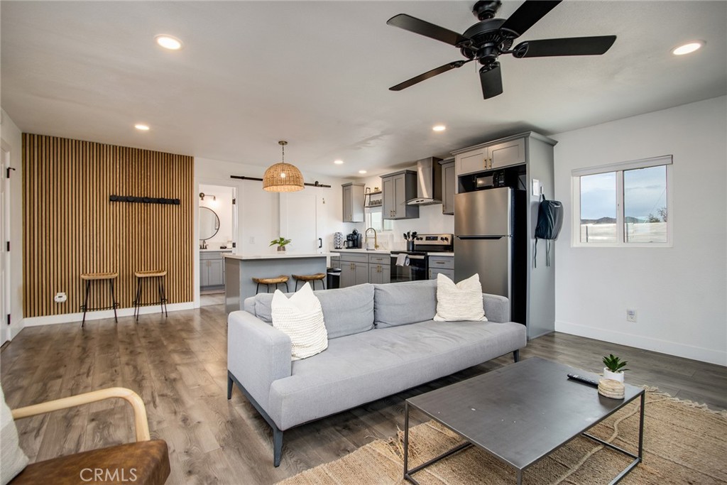 877 Phillips Road Landers, CA 92285 - Photo 9 of 23