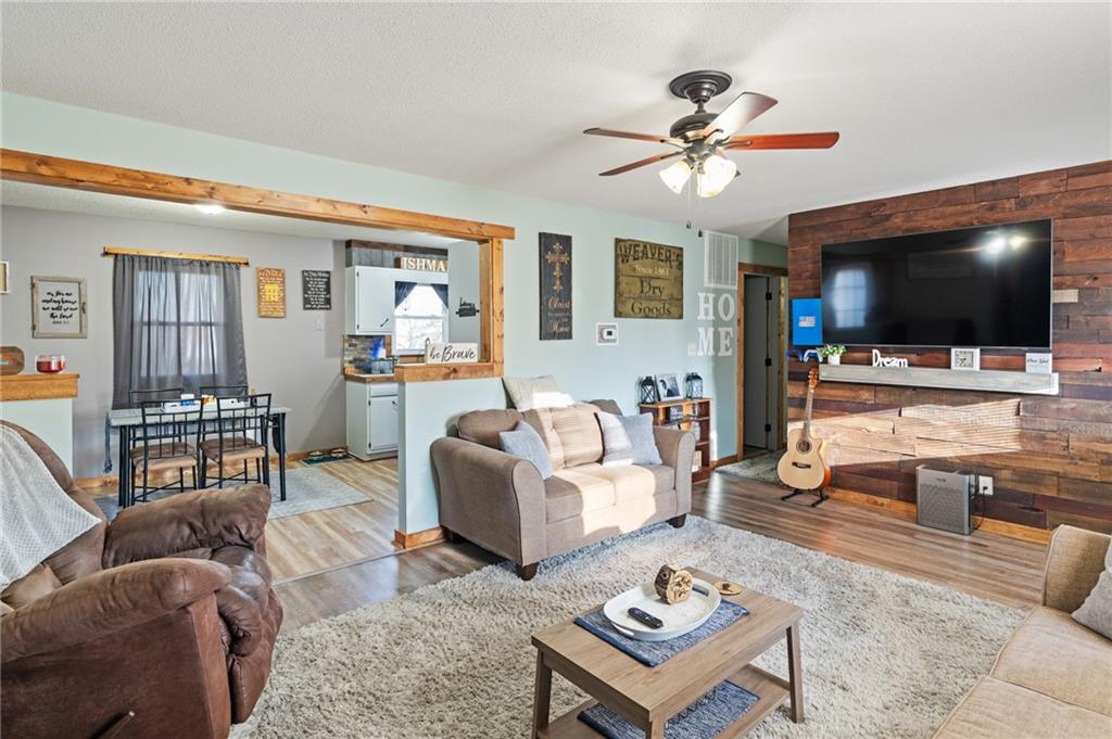 508 Samuel Street Chillicothe, MO 64601 - Photo 4 of 38