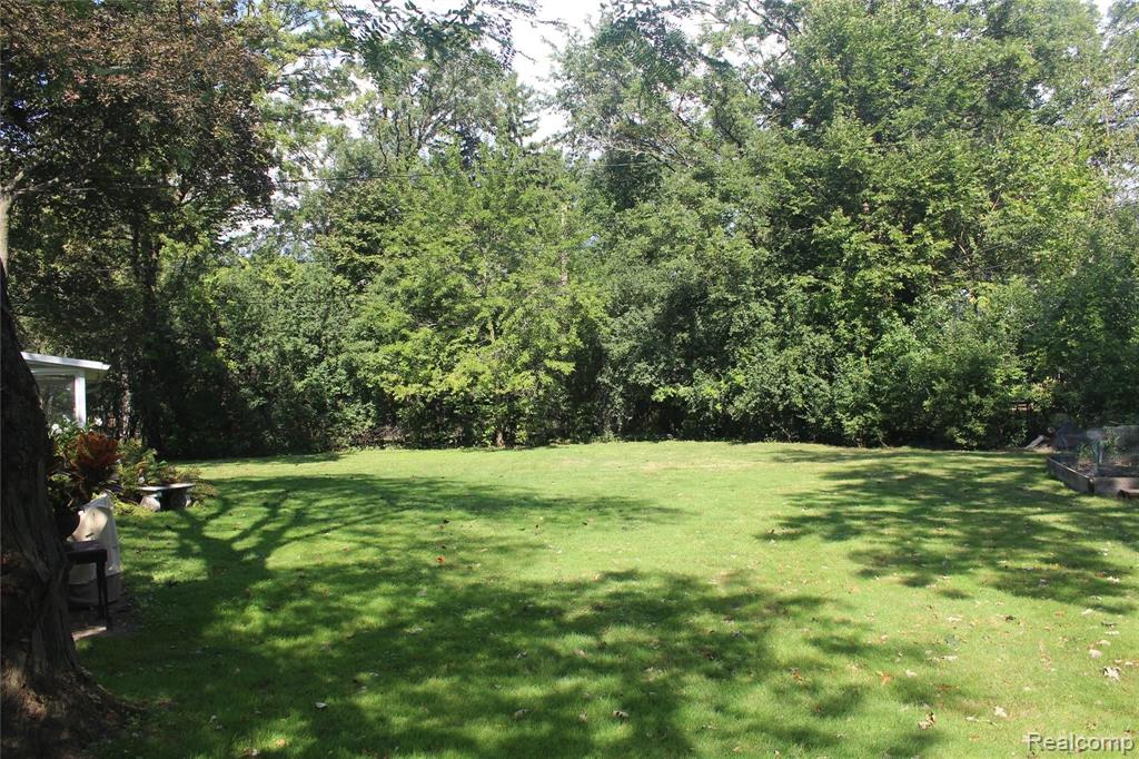 27820 Rackham Drive Lathrup Village, MI 48076 - Photo 31 of 31