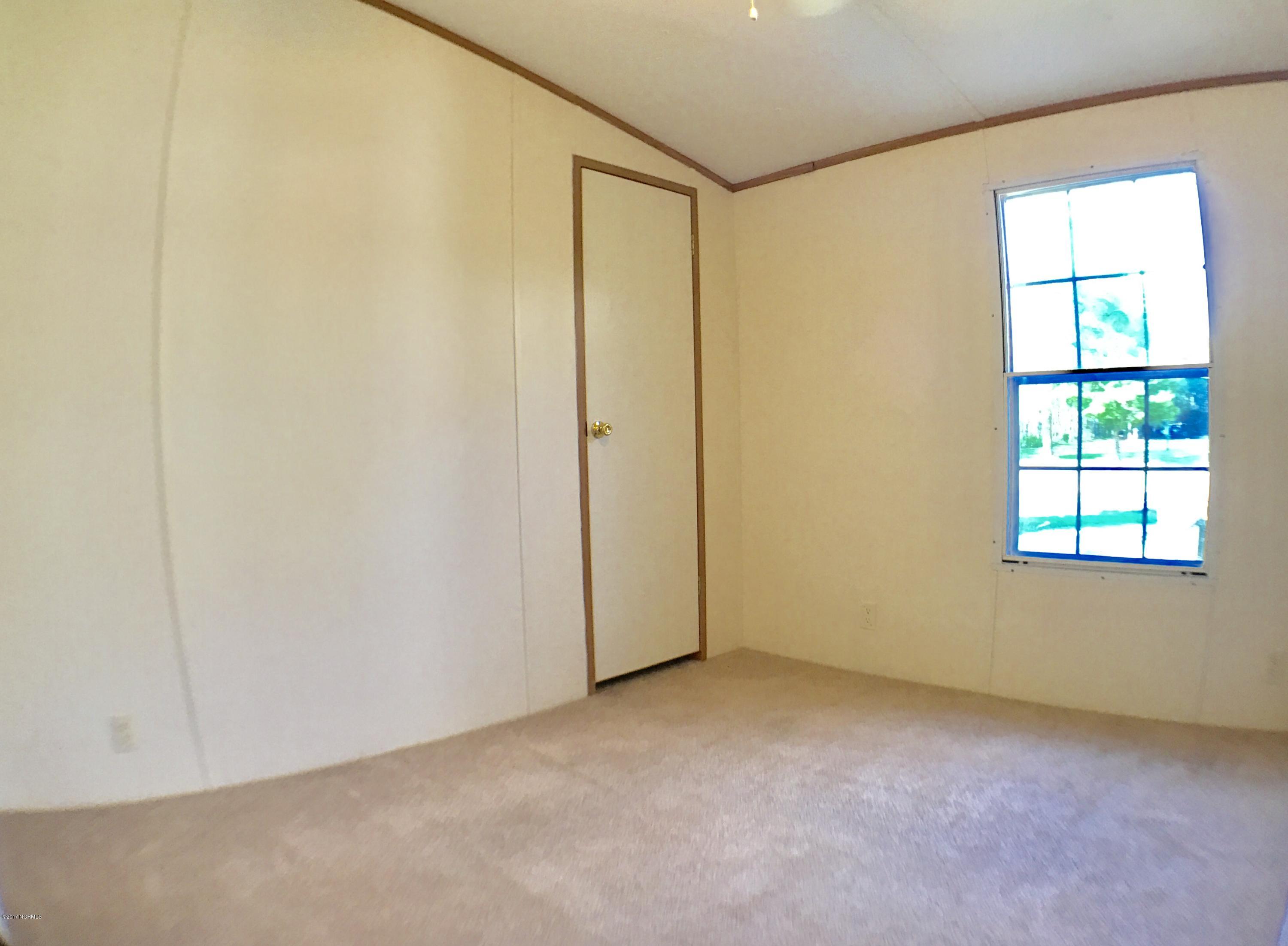 586 Harris Creek Road Jacksonville, NC 28540 - Photo 15 of 19 Bedroom 2