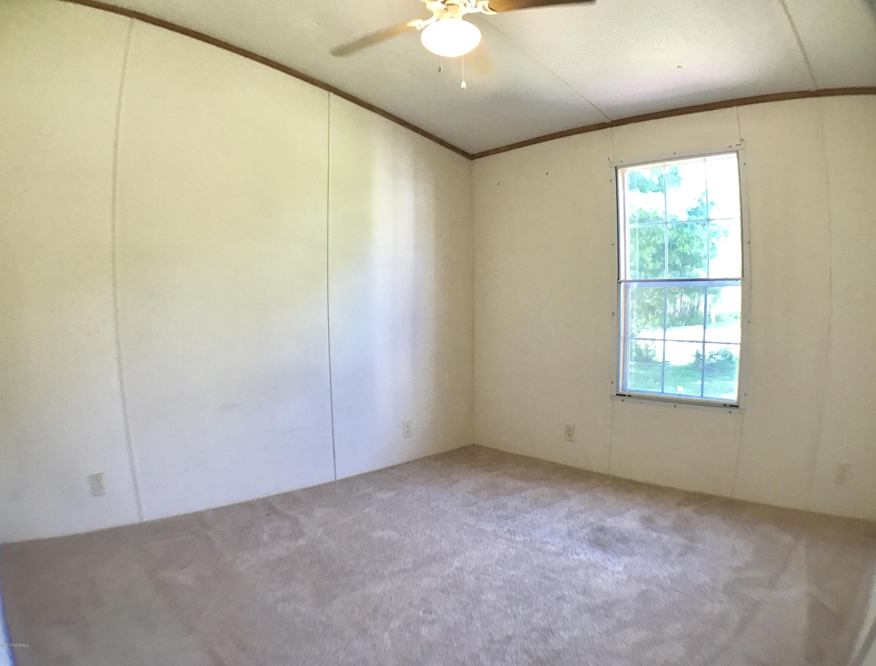 586 Harris Creek Road Jacksonville, NC 28540 - Photo 16 of 19 Bedroom 3
