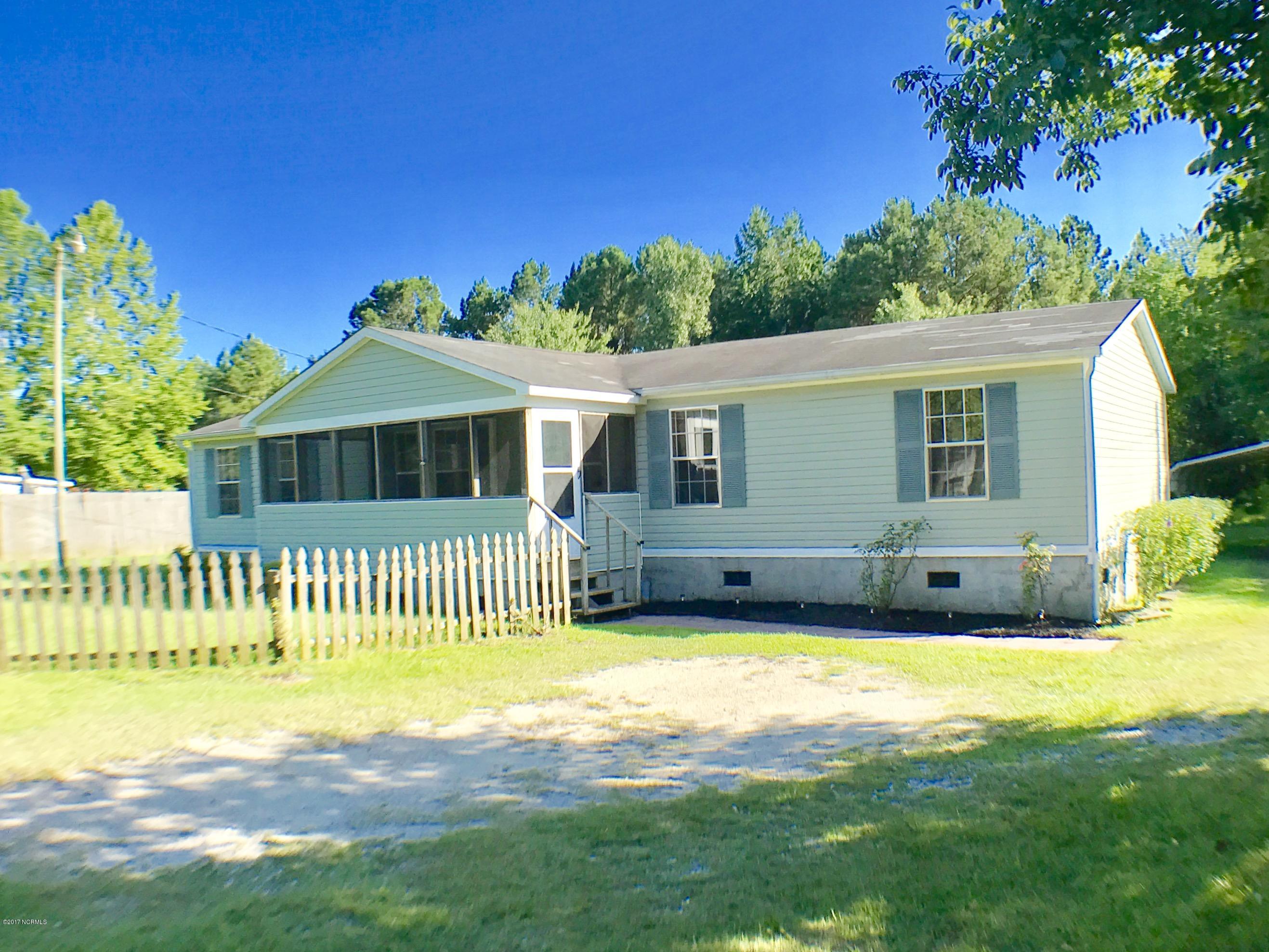 586 Harris Creek Road Jacksonville, NC 28540 - Photo 2 of 19 Front