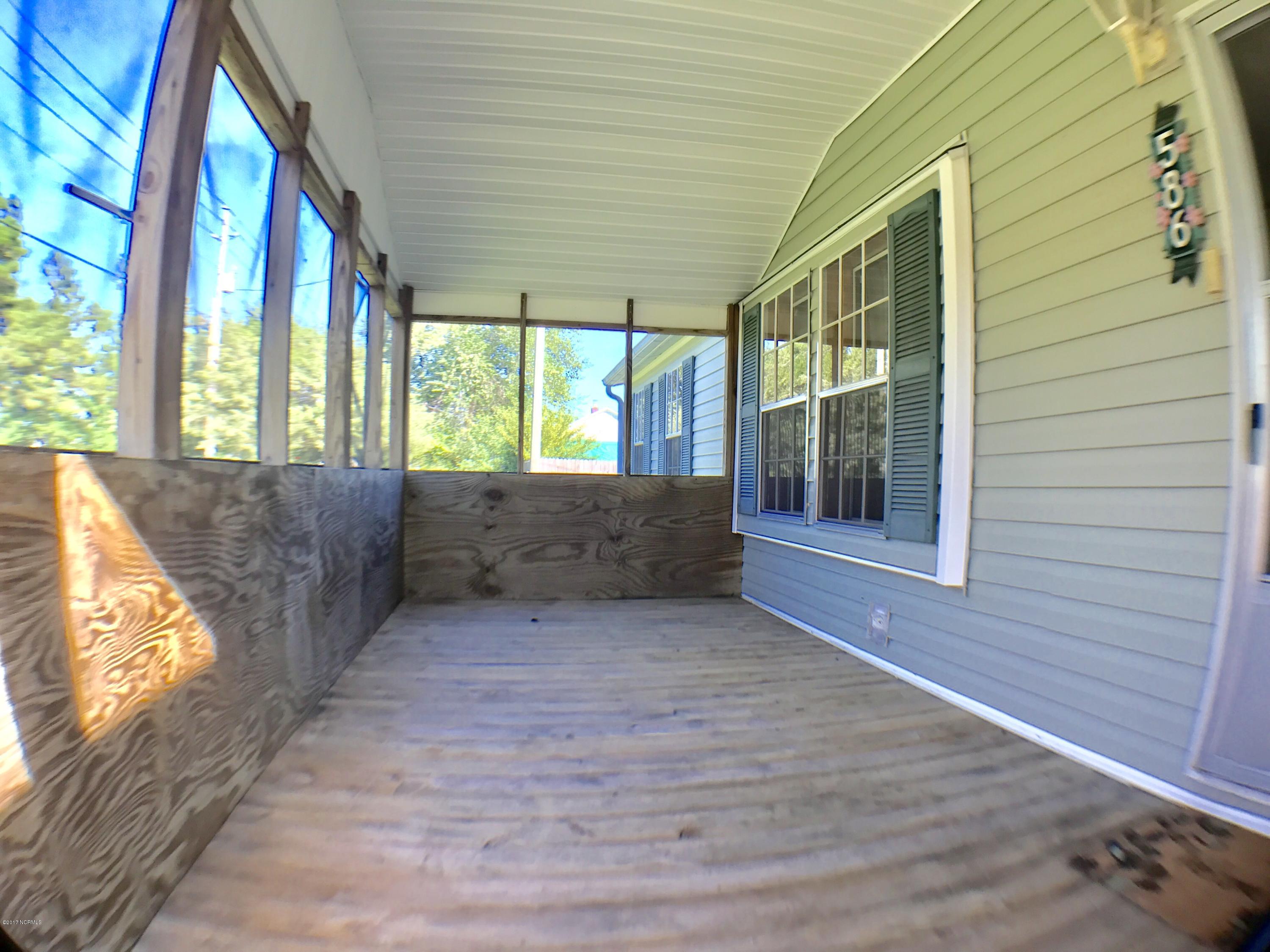 586 Harris Creek Road Jacksonville, NC 28540 - Photo 5 of 19 Front Porch
