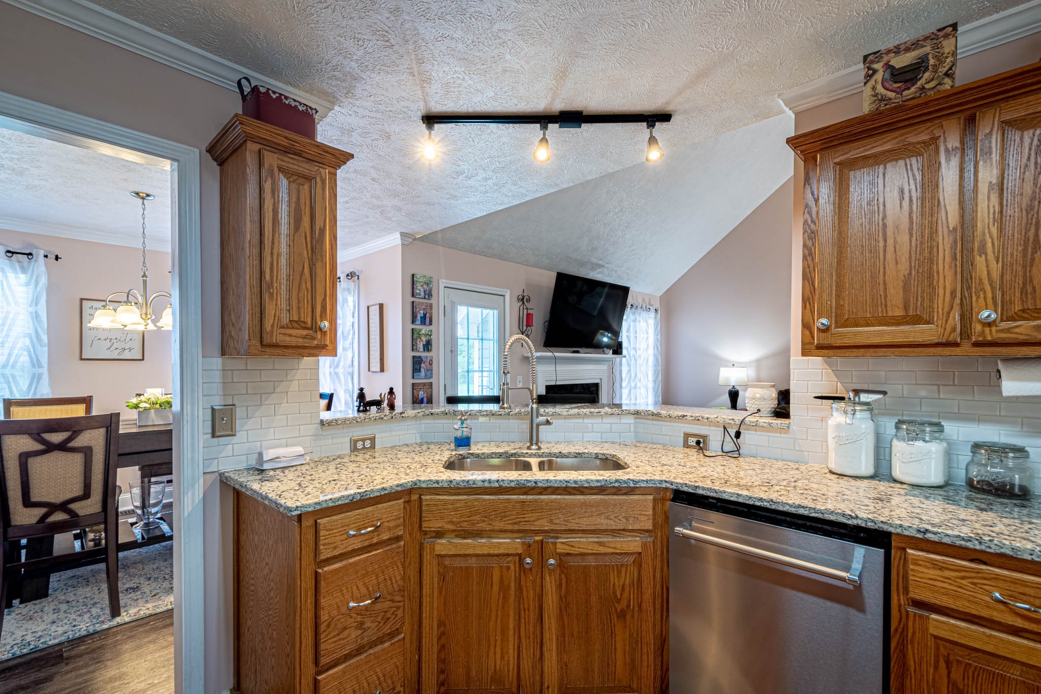 863 Longview Road Shelbyville, TN 37160 - Photo 15 of 64 Gallery Image 15