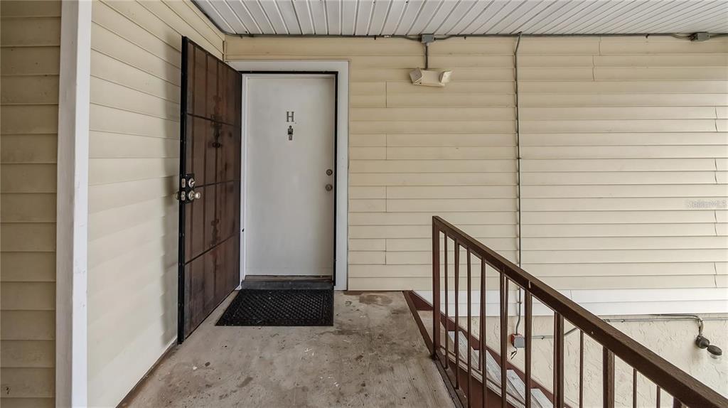 314 Cherokee Court, Unit H Altamonte Springs, FL 32701 - Photo 2 of 19