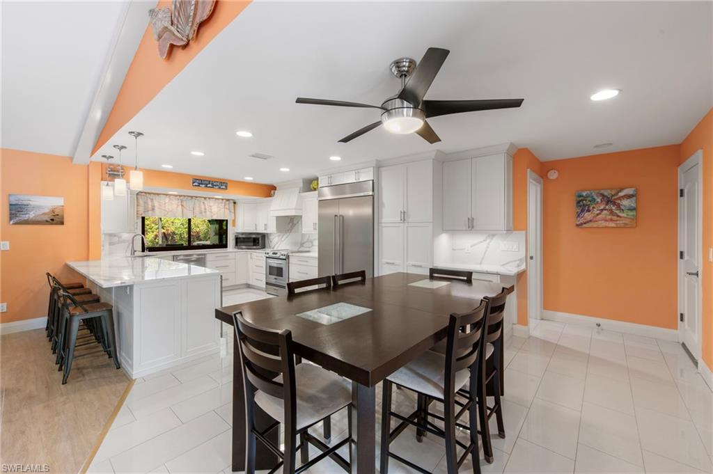 1813 Princess Court Naples, FL 34110 - Photo 19 of 42 Gallery Image 19