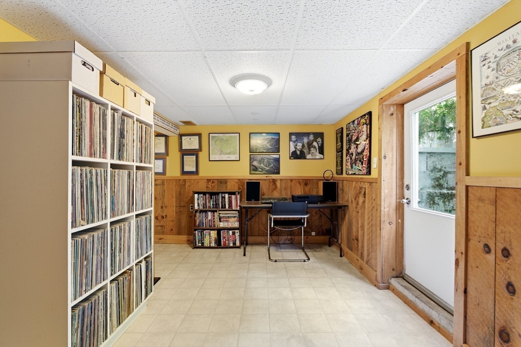 225 Riverside Drive Dedham, MA 02026 - Photo 19 of 35 Gallery Image 19