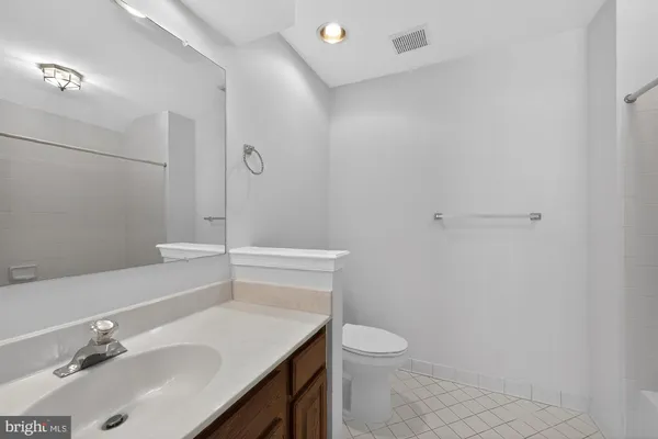 $835,000 | 20211 Birdsnest Place, Ashburn, VA 20147