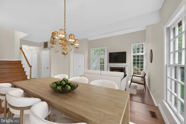 $835,000 | 20211 Birdsnest Place, Ashburn, VA 20147