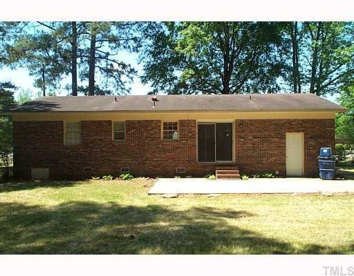 402 Barbour Road Smithfield, NC 27577 - Photo 2 of 12 Photo 2