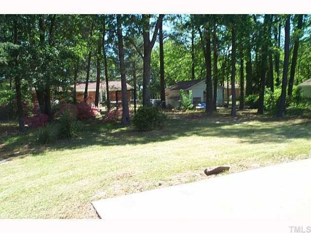 402 Barbour Road Smithfield, NC 27577 - Photo 3 of 12 Photo 3