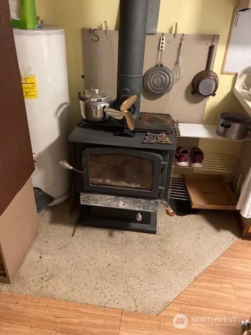 a view of kitchen with a stove