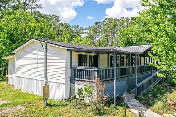 $275,000 | 17822 Commonwealth Avenue North, Polk City, FL 33868