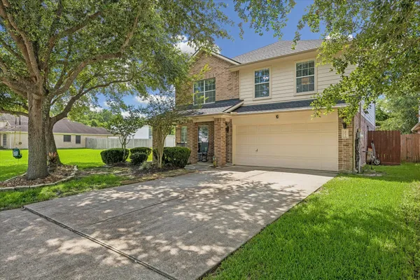 $315,000 | 1041 Riverwood Drive, Dickinson, TX 77539