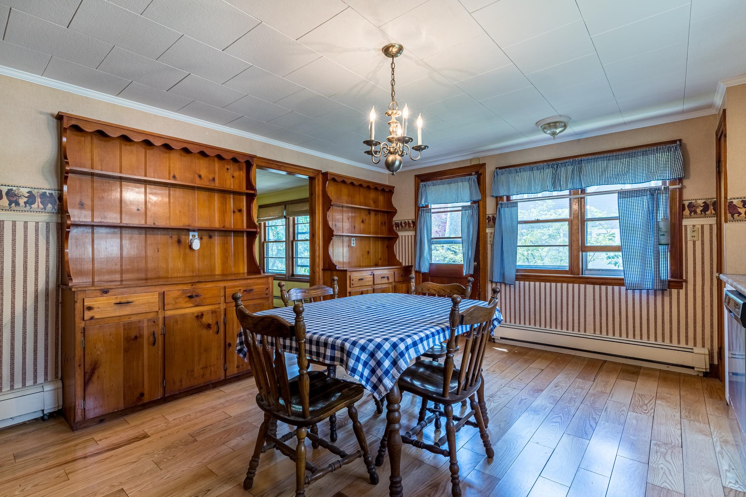 92 Sagamore Road Rye, NH 03870 - Photo 3 of 23