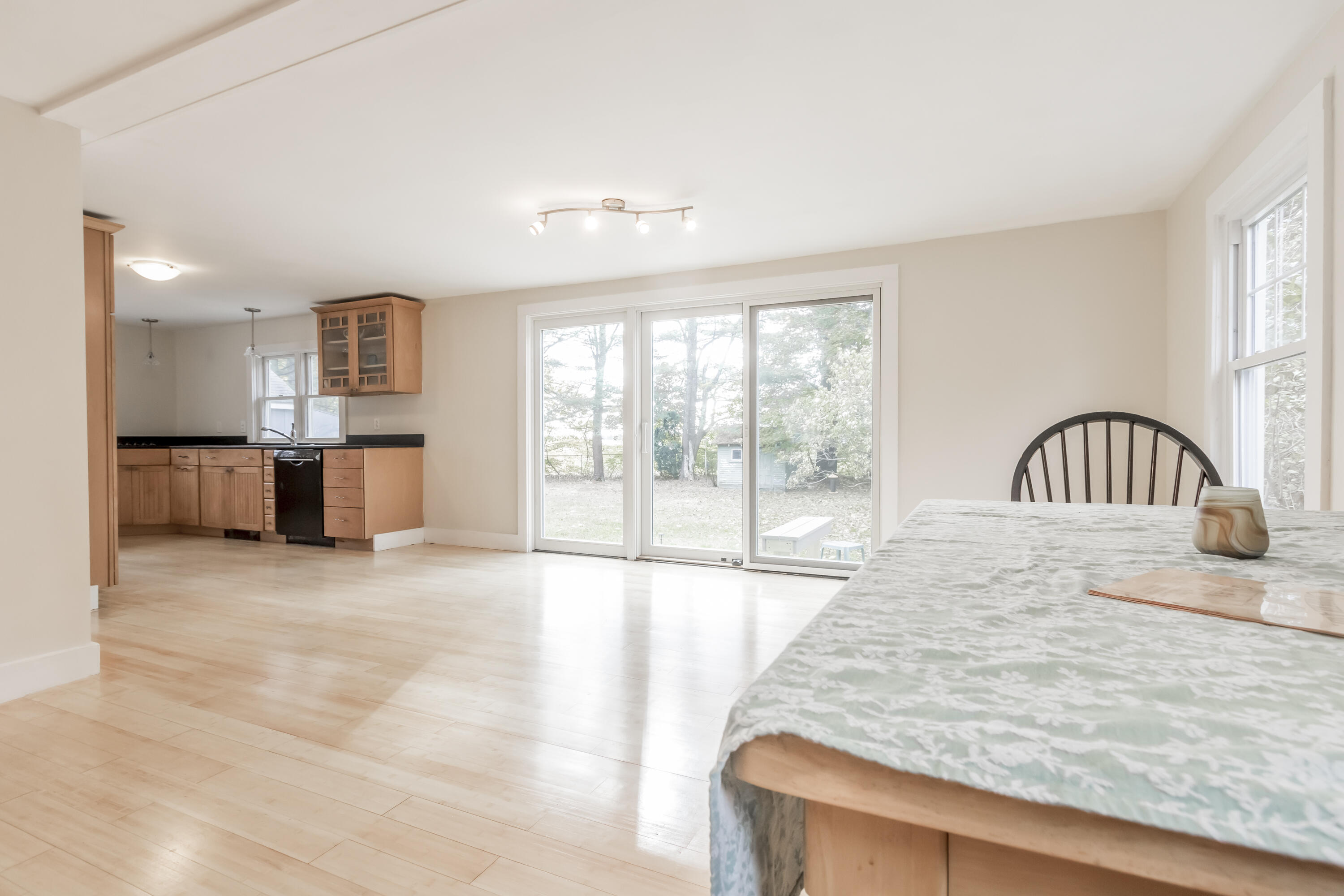 13 Farwell Avenue Cumberland, ME 04021 - Photo 13 of 48 20231112FH-72022