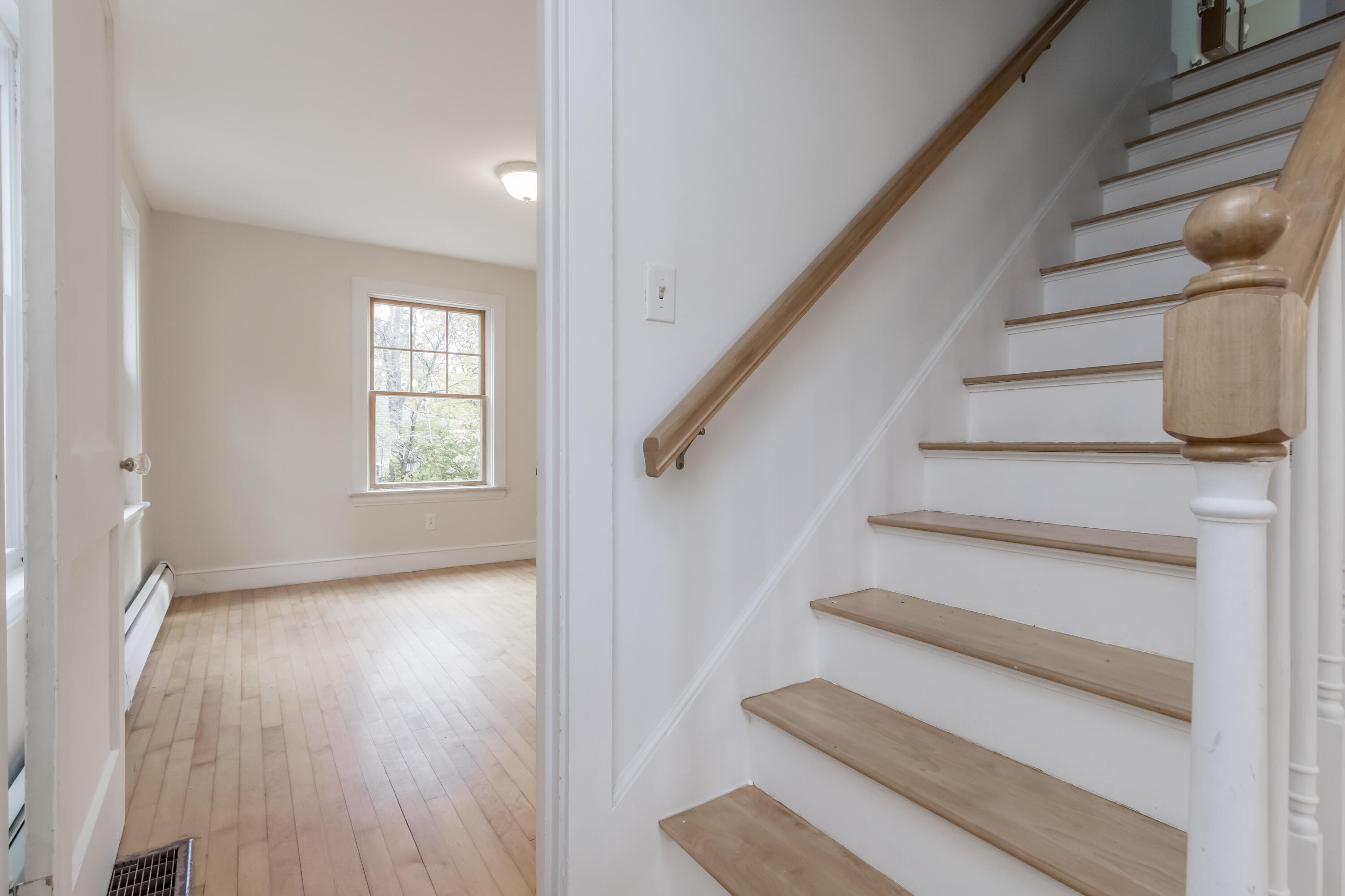 13 Farwell Avenue Cumberland, ME 04021 - Photo 19 of 48 20231112FH-72045