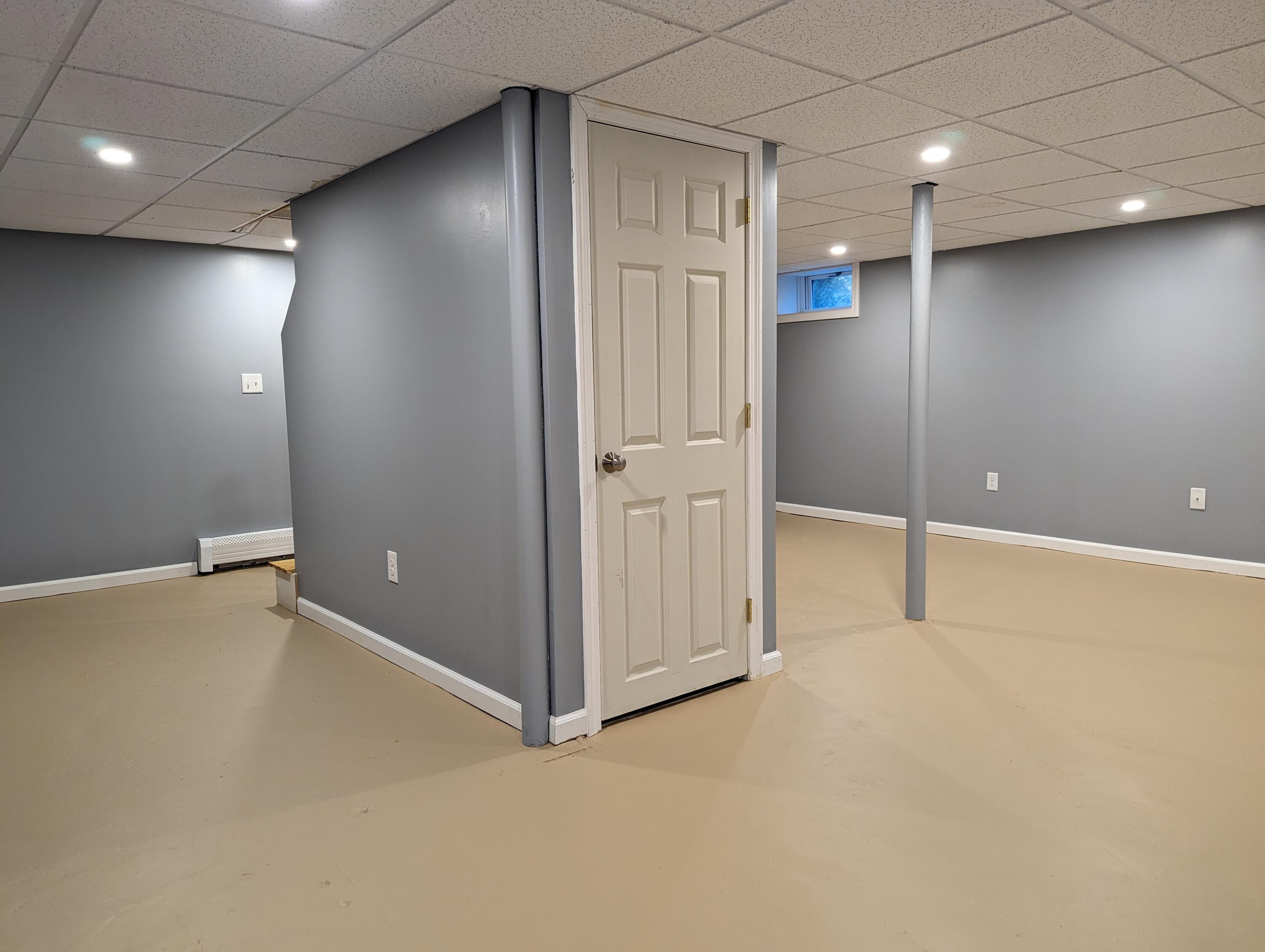 13 Farwell Avenue Cumberland, ME 04021 - Photo 40 of 48 PXL_20231115_204828667