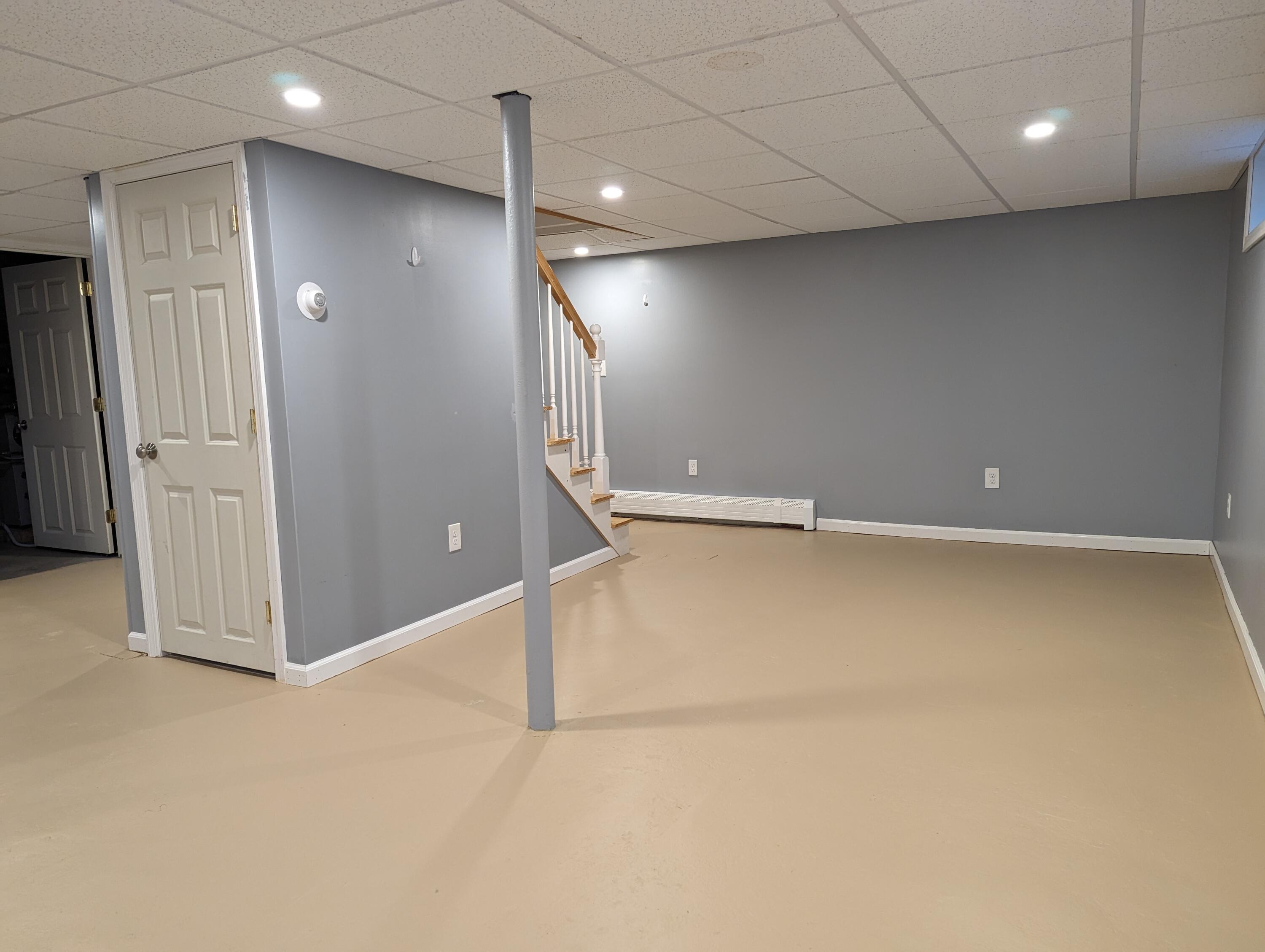 13 Farwell Avenue Cumberland, ME 04021 - Photo 41 of 48 PXL_20231115_204858306