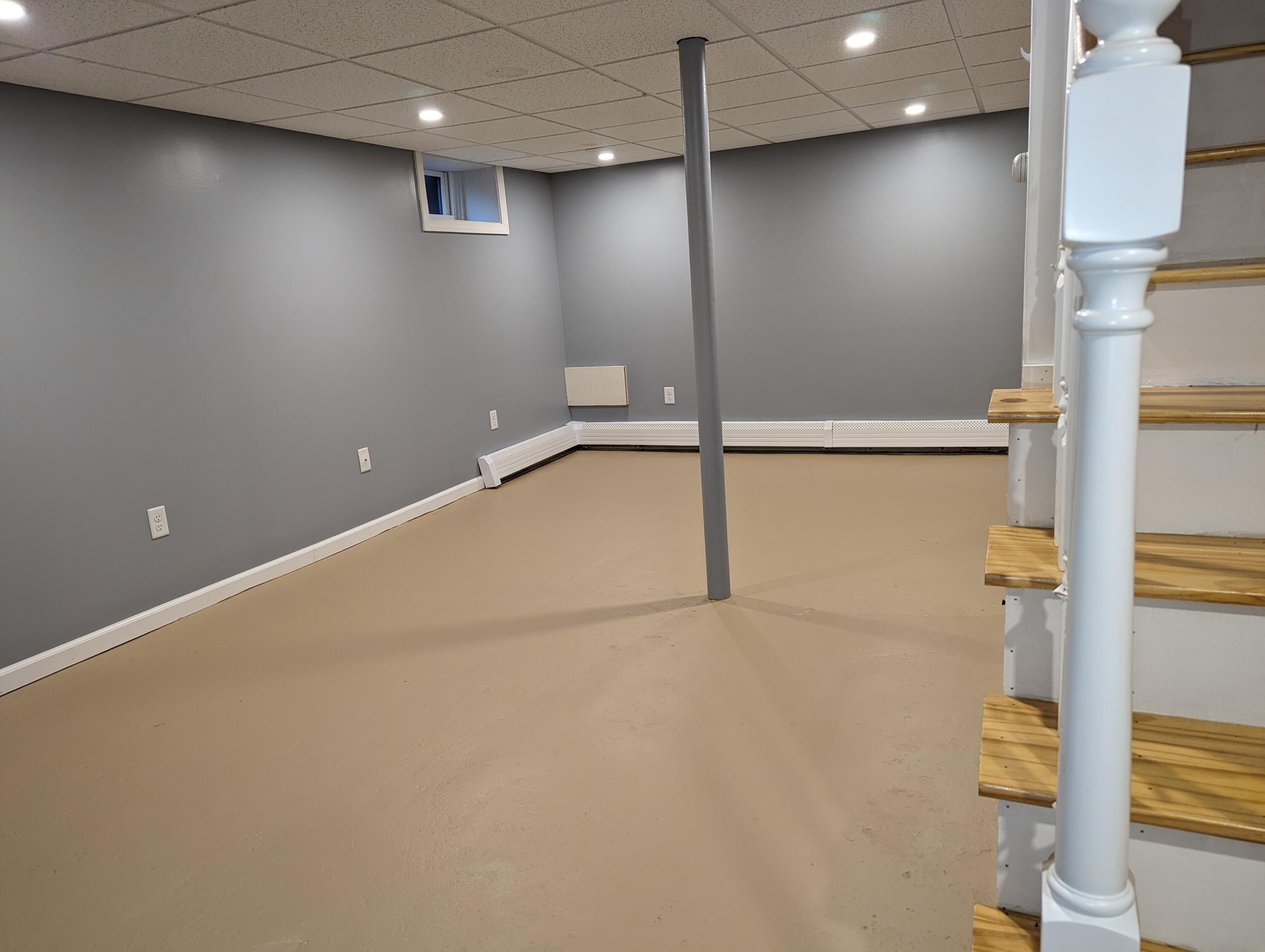 13 Farwell Avenue Cumberland, ME 04021 - Photo 43 of 48 PXL_20231115_204948278