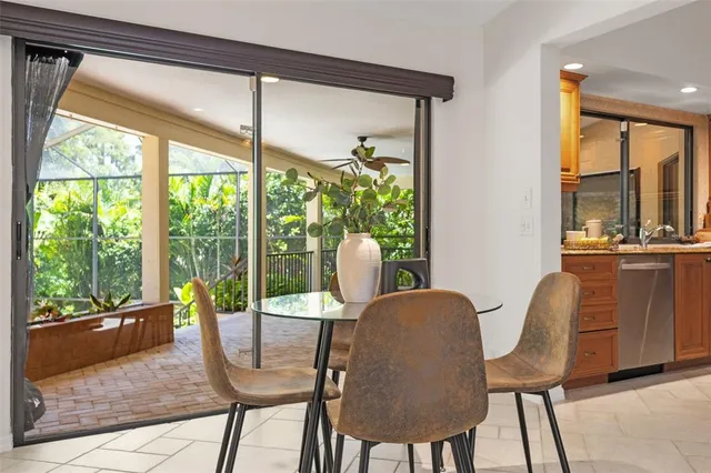 $850,000 | 3275 Cobbs Drive, Palm Harbor, FL 34684