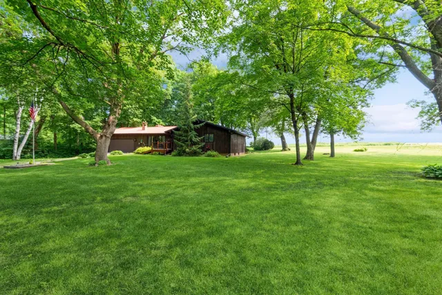 $350,000 | 2584 County Road 33 Southeast, Buffalo, MN 55313