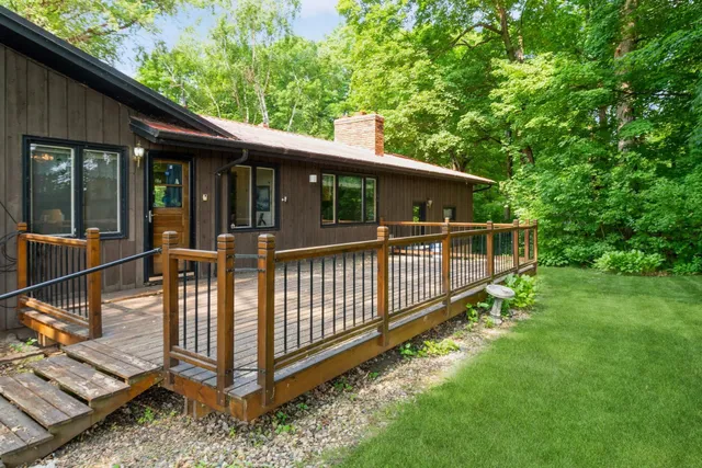 $350,000 | 2584 County Road 33 Southeast, Buffalo, MN 55313