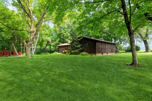 $350,000 | 2584 County Road 33 Southeast, Buffalo, MN 55313