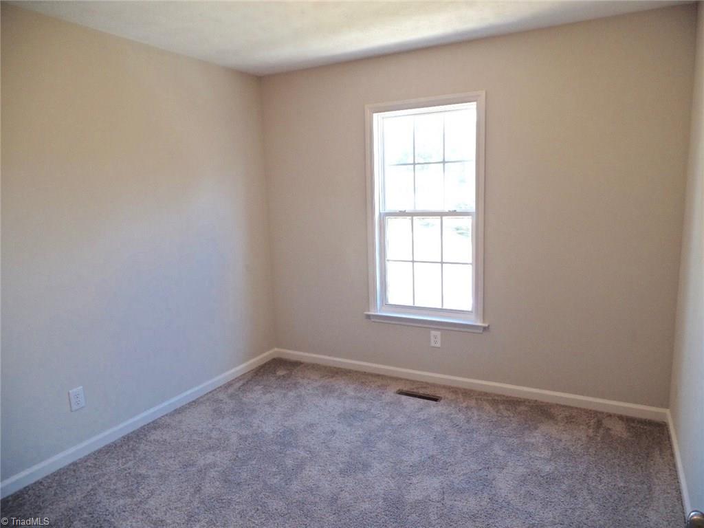 166 South Bridgewater Road Mount Airy, NC 27030 - Photo 6 of 11 Second Bedroom